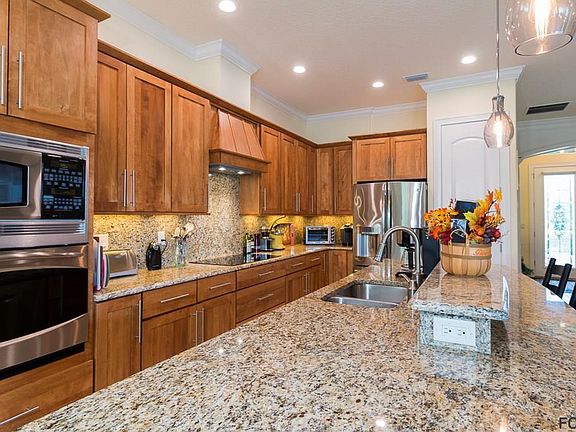 4th image of 23 Heron Ct