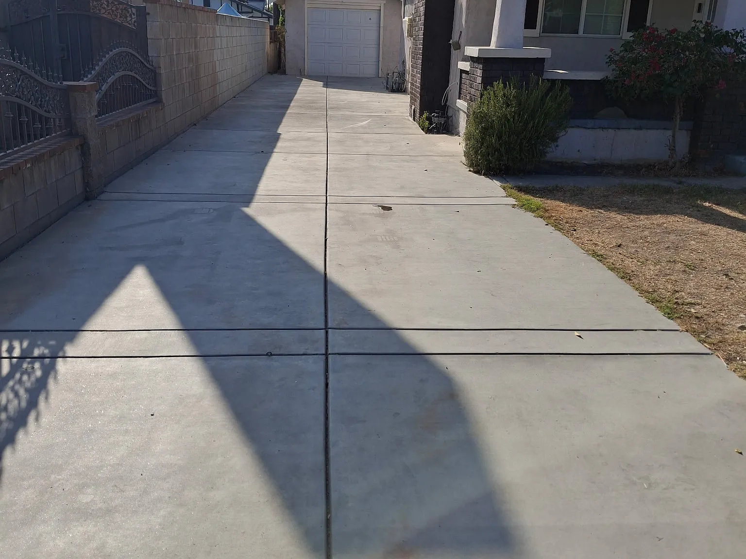 1932 Mountain View — Photo 3