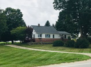 887 W Blanchard Rd, Shepherd, MI 48883