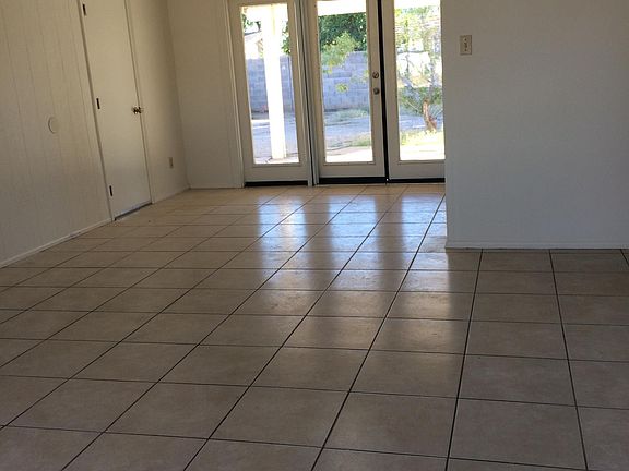 3rd image of 1733 W Michelle Dr