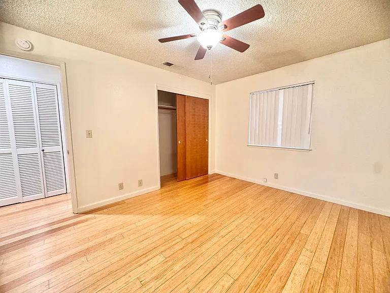 Stadium Village Apartments — Photo 19