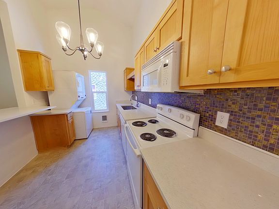 5th image of 430 E 15th Ave #5