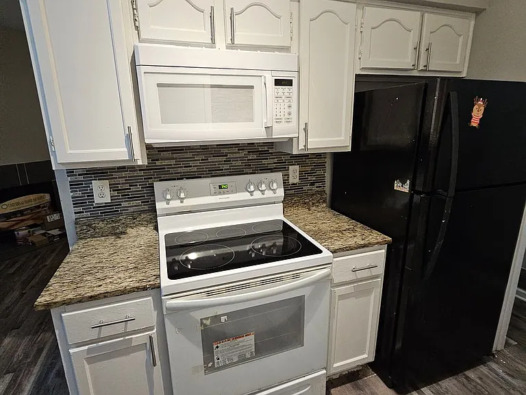3209 Norwalk Ave #101 — Photo 7