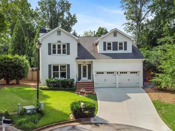 1213 Club Walk Dr NE, Atlanta, GA 30319