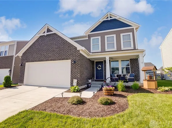 9157 Lakeside St, Tipp City, OH 45371