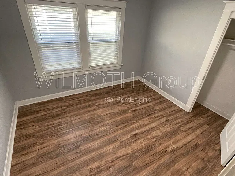 12 N Randolph St — Photo 14