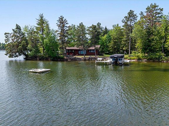 2nd image of 1560 Sunrise Point Dr NW