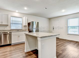 419 E Hull St, Denison, TX 75021