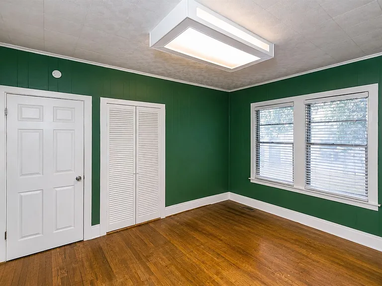 3836 Maryland Ave — Photo 42
