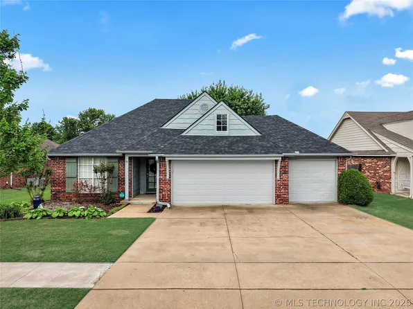 11912 S Holley St, Jenks, OK 74037