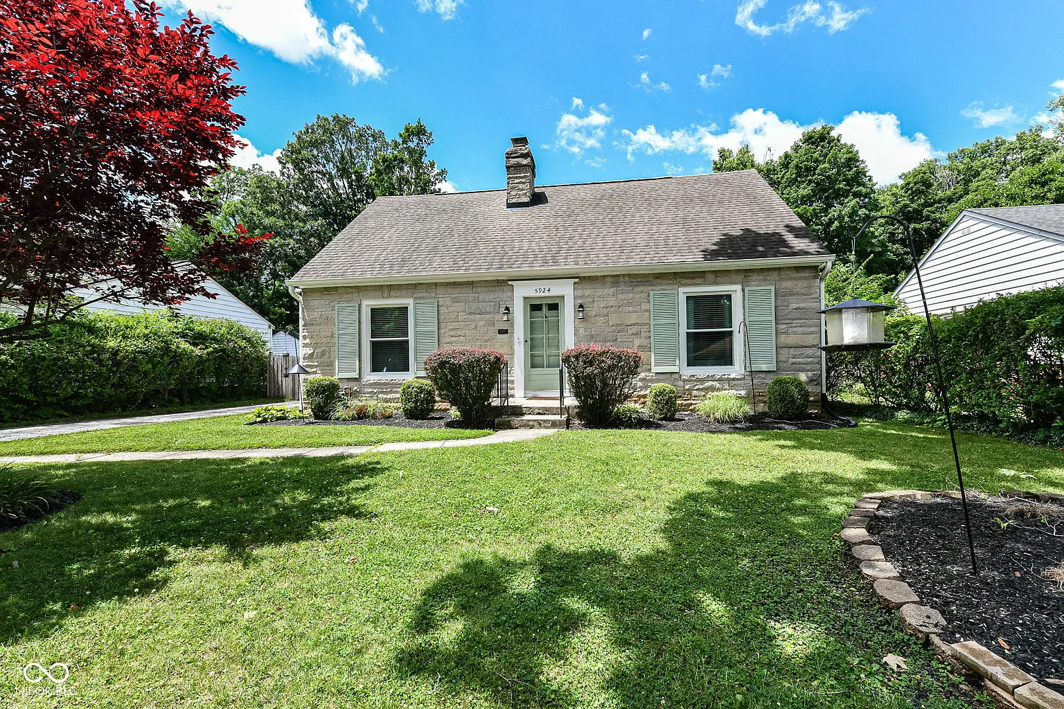 5924 Rosslyn Ave photo 1