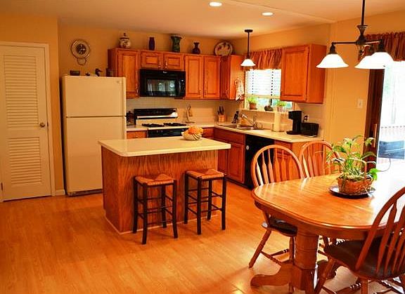 5th image of 1701 Schulte Hill Dr