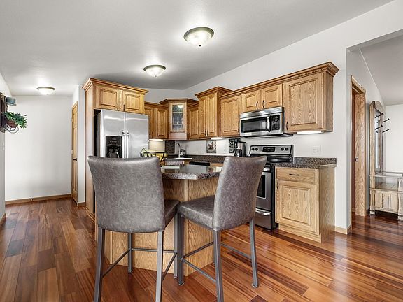 5th image of 1800 1st Ave SW