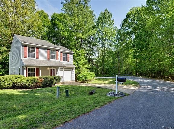 3rd image of 4053 Bradshaw Dr