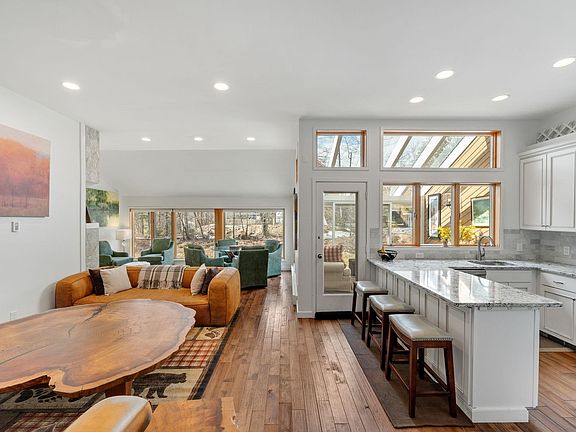 3rd image of 261 Club Sugarbush North Road #23