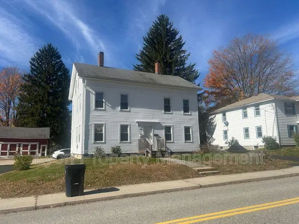338 Church St Floor 2, Putnam, CT 06260