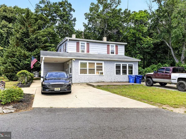 402-404 Washington St, Hainesport, NJ 08036
