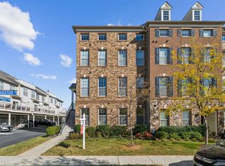 22627 Naugatuck Sq, Ashburn, VA 20148