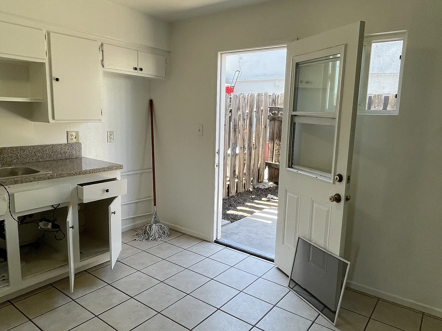 2 bed, 1.5 bath, $2,595 — Photo 3