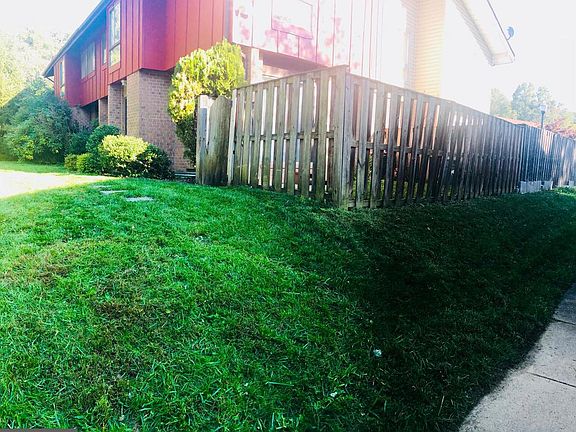 4th image of 9969 Shoshone Way #0