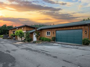 15002 Chalk Hill Rd, Healdsburg, CA 95448