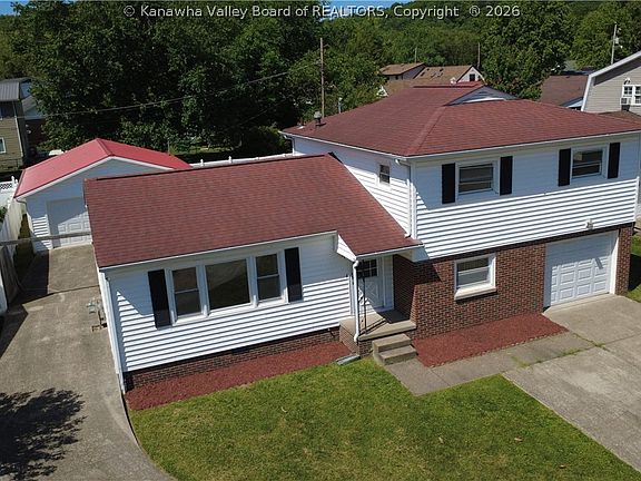 2nd image of 38 Birkewood Rd