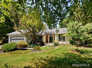 10 Timberleaf Dr, Fletcher, NC 28732