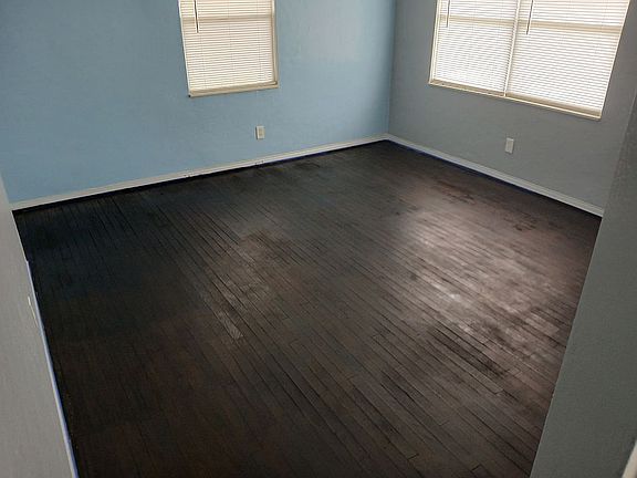 3rd image of 2311 35th St S