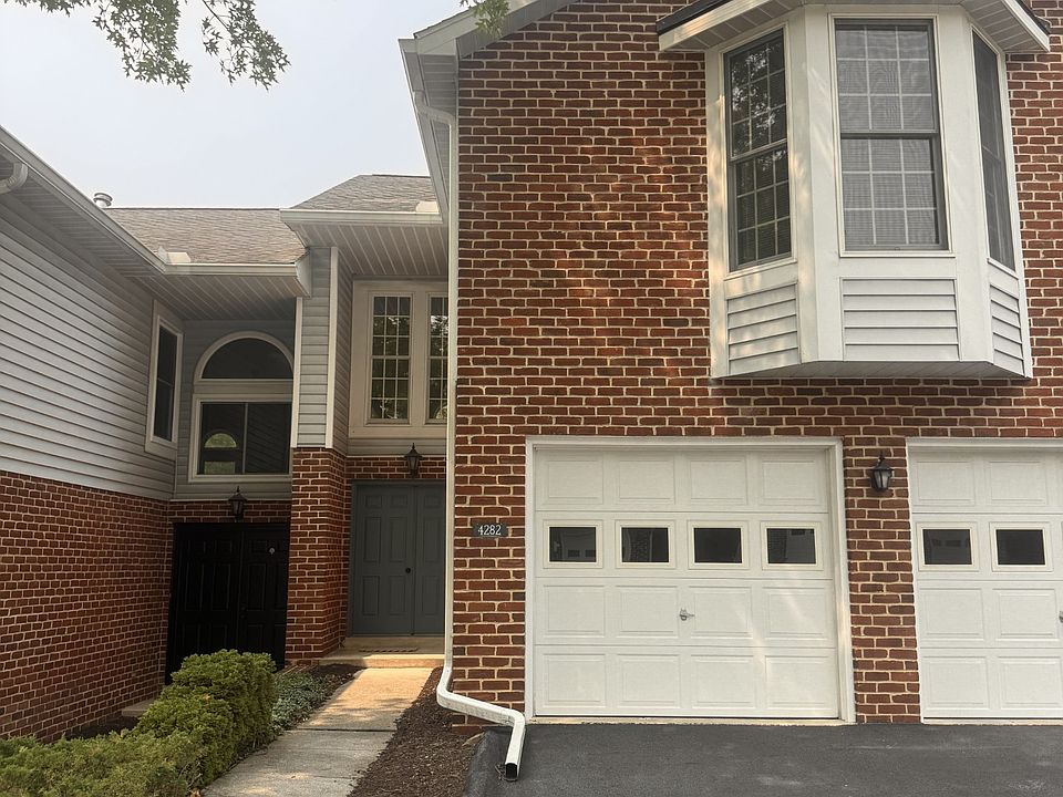 1st image of 4282 Wimbledon Dr