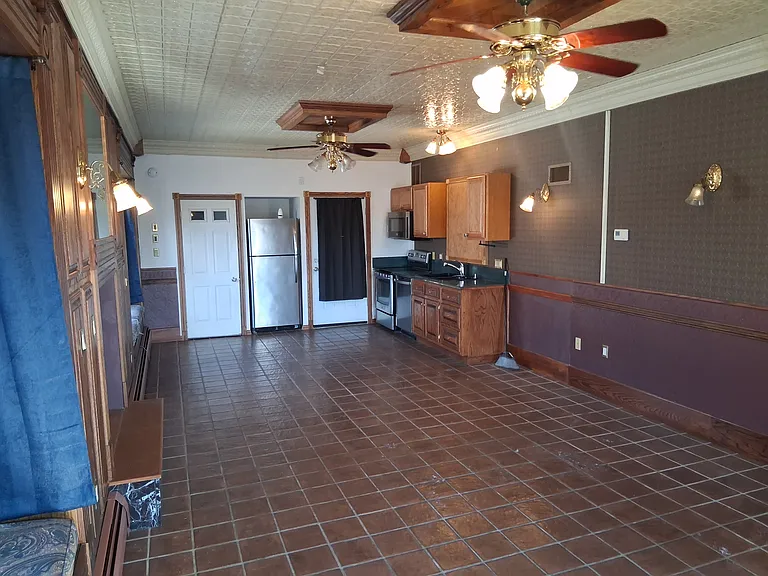 1 Rowhouse Ln #1R — Photo 7
