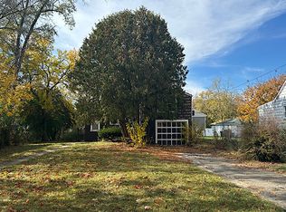 114 S Lincoln St, Westmont, IL
