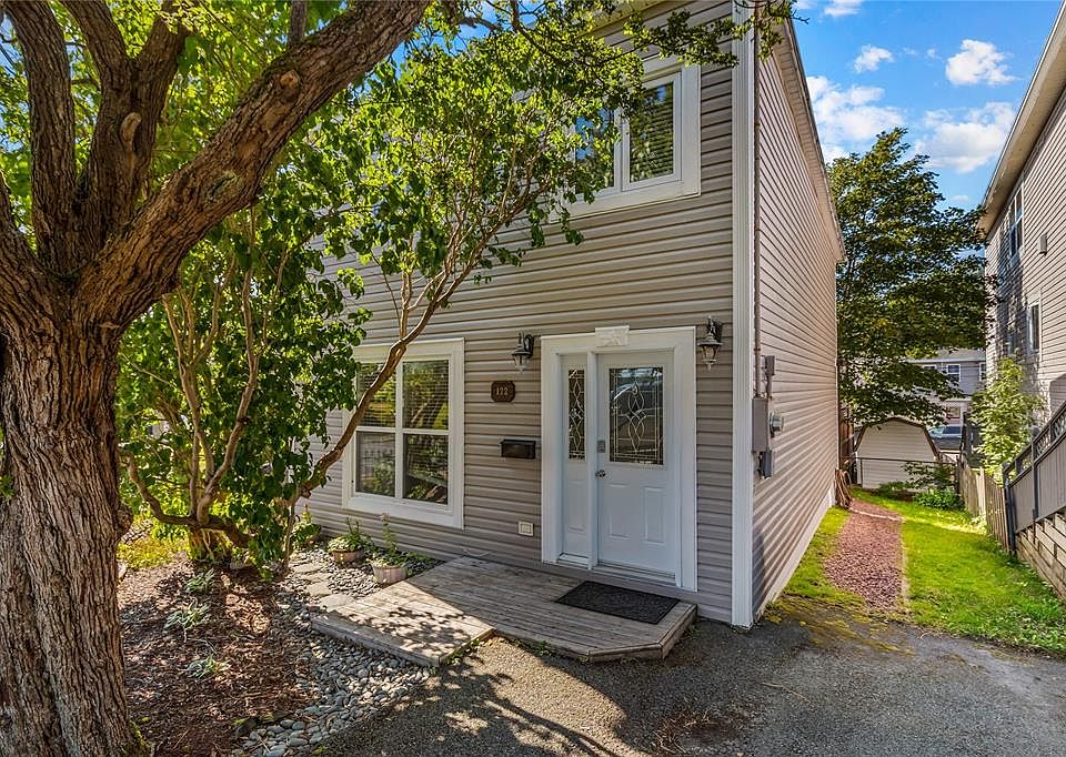 1st image of 122 Freshwater Road