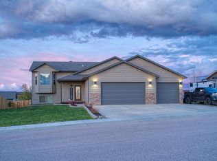 618 Arcadia Ave, Gillette, WY 82716