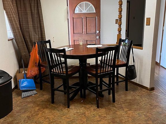 5th image of 6820 Burdett Way