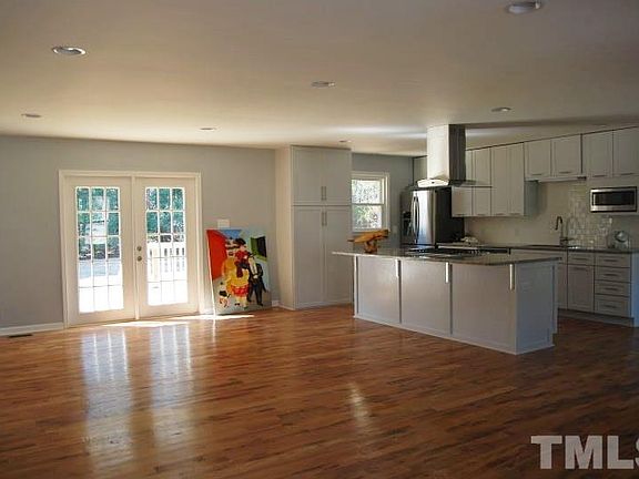 3rd image of 7418 Abron Dr