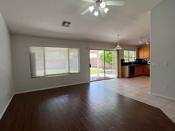 4th image of 1171 W Goldfinch Way