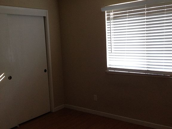 5th image of 144 Duranta St APT A