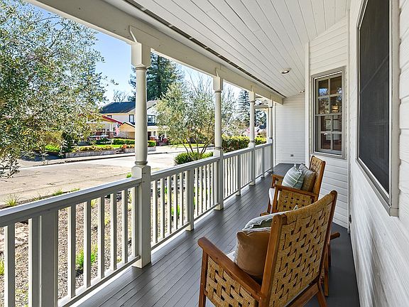 5th image of 735 Johnson Street