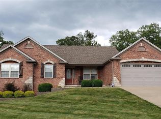 510 Shilling Oaks Dr, Warrenton, MO 63383