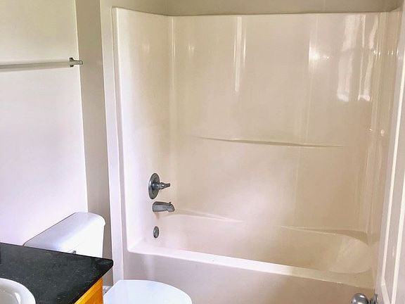 5th image of 11587 Acorn Dr