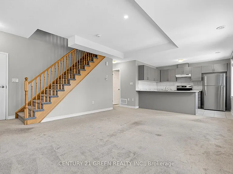 383 Dundas St E #76 — Photo 15