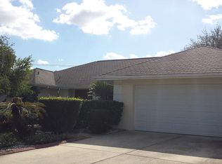 18302 Sturbridge Ct, Tampa, FL 33647