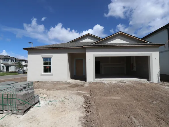 3266 Autumn Rock Dr, Zephyrhills, FL 33540
