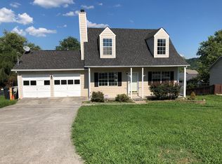 2508 Crestpark Rd, Knoxville, TN 37912