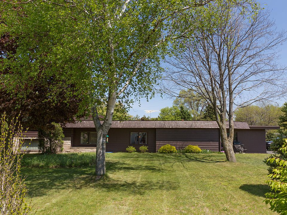 1st image of 702 N Staffon St