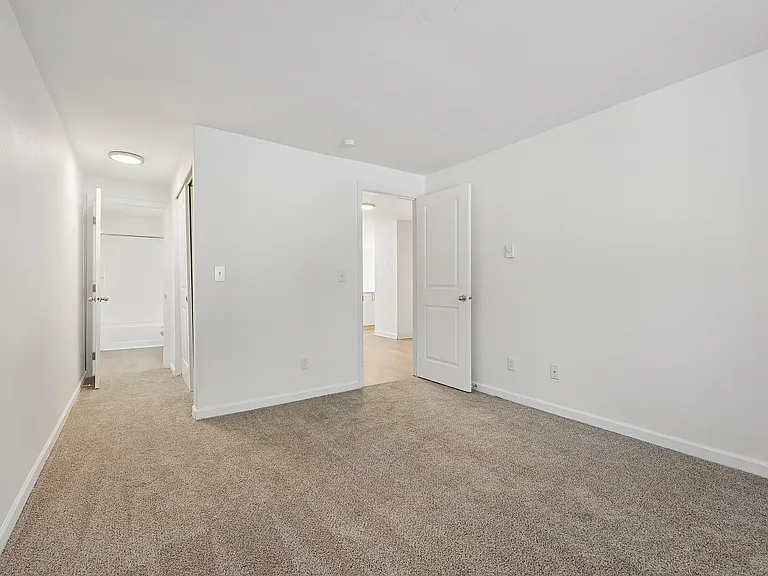ReNew Waterview — Photo 9