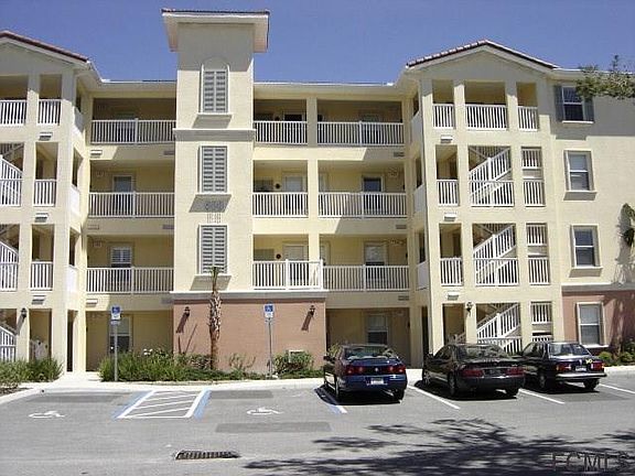 2nd image of 400 Canopy Walk Ln APT 423
