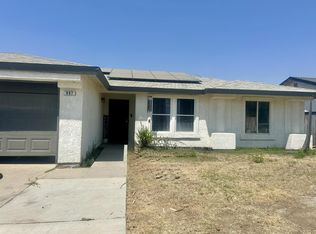 997 E Jolson Ave, Fresno, CA 93706
