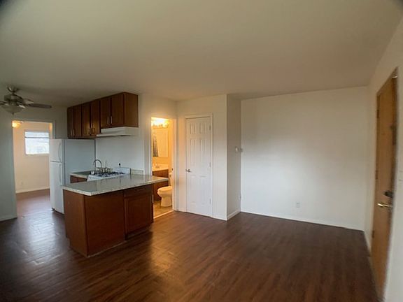 3rd image of 2726 17th Ave E Unit 4