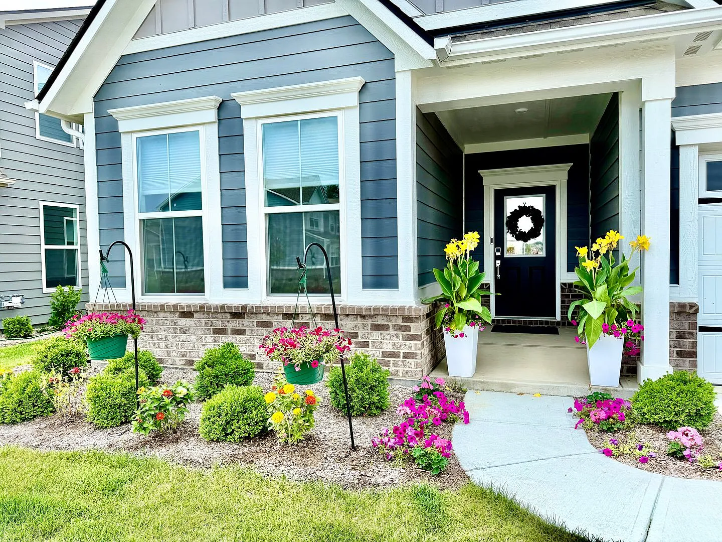 Beautiful 3 Bedroom Home in Noblesville! — Photo 2